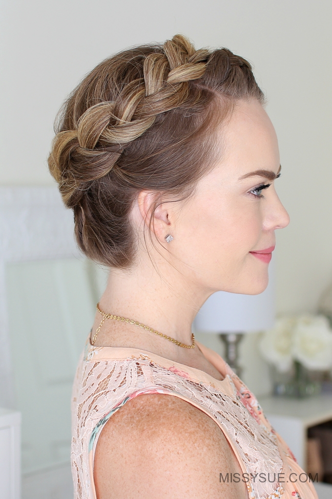 137 Wedding Hairstyles: 2024 Guide [Expert Tips & FAQs]